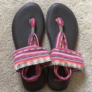 Sanuk yoga sling sandal size 10